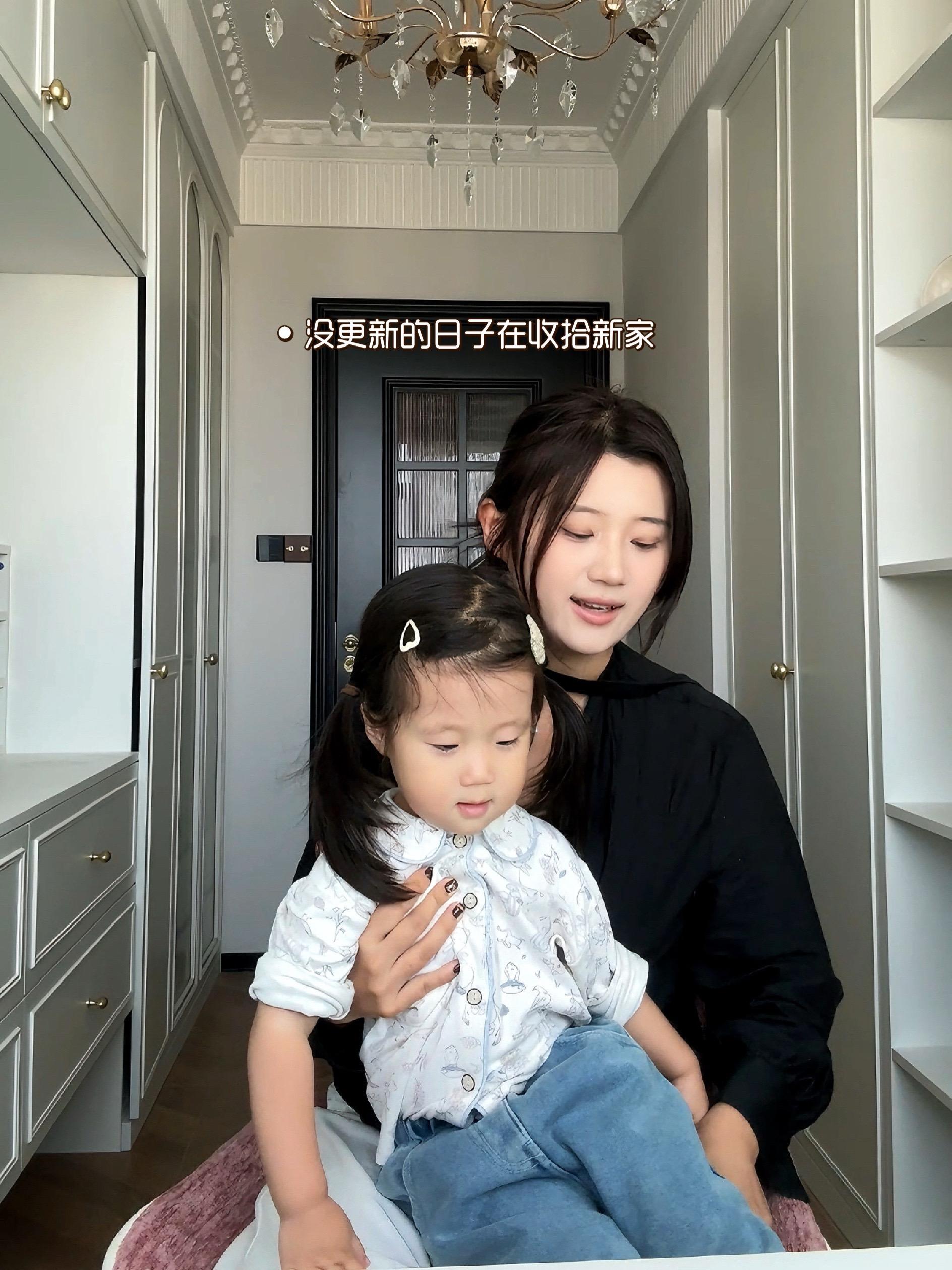 这大概就是结婚的意义。没有完全契合的灵魂伴侣 大家只不过是在小事中学会...
