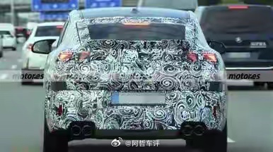 从最新的路试谍照来看，全新一代宝马X2变化不小：外观大改前脸换上了更窄更高的双肾