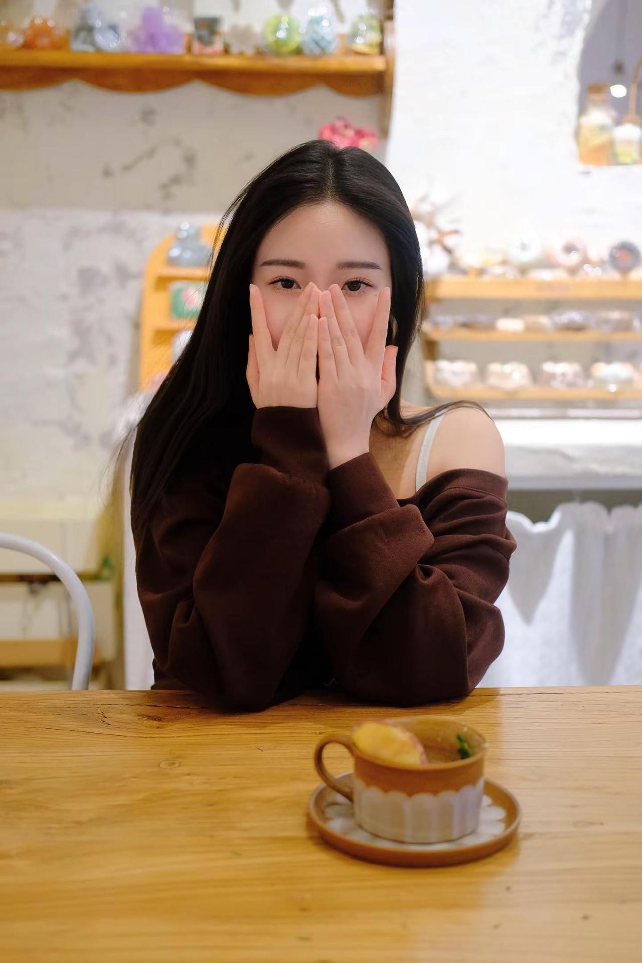 好久不见.打卡一个新look 咖啡日常