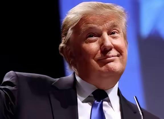 特朗普和拜登的差距就在于

这个差距，不在别处，就在用人管事上。拜登那四年，他的