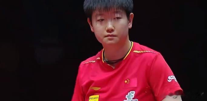 别再幻想培养第二个孙颖莎了！
国乒从来都复制不出第二个莎莎。
 
总有人觉得国乒