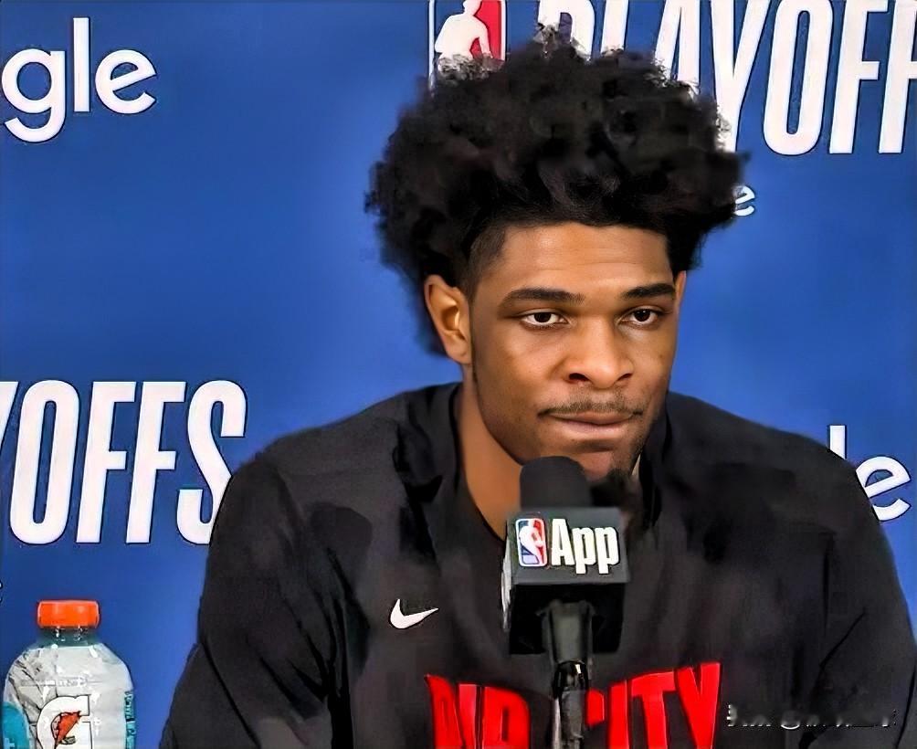 开拓者G2爆冷赢球后，大将亨德森放出狠话：把挡在我面前的任何人干掉！

今日，开