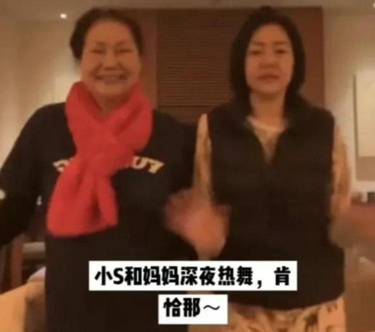 唏嘘，昨晚聚会上，一位在娱乐圈内的朋友，酒过三巡后感慨，韩国那档综艺节目根本不是