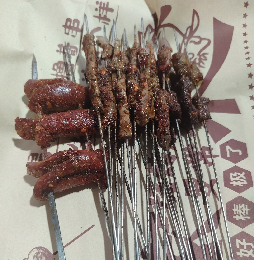 连着两天吃烤肉了 