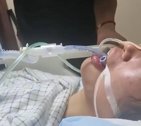 “不死刑不足以平民愤！”浙江19岁男孩入室行凶，将年轻母亲打成90岁脑龄，甚至还