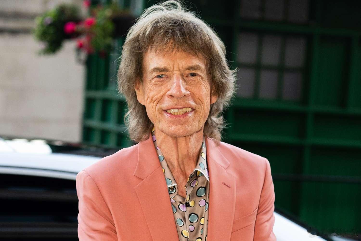 今天是The Rolling Stones主唱Mick Jagger的83岁生日