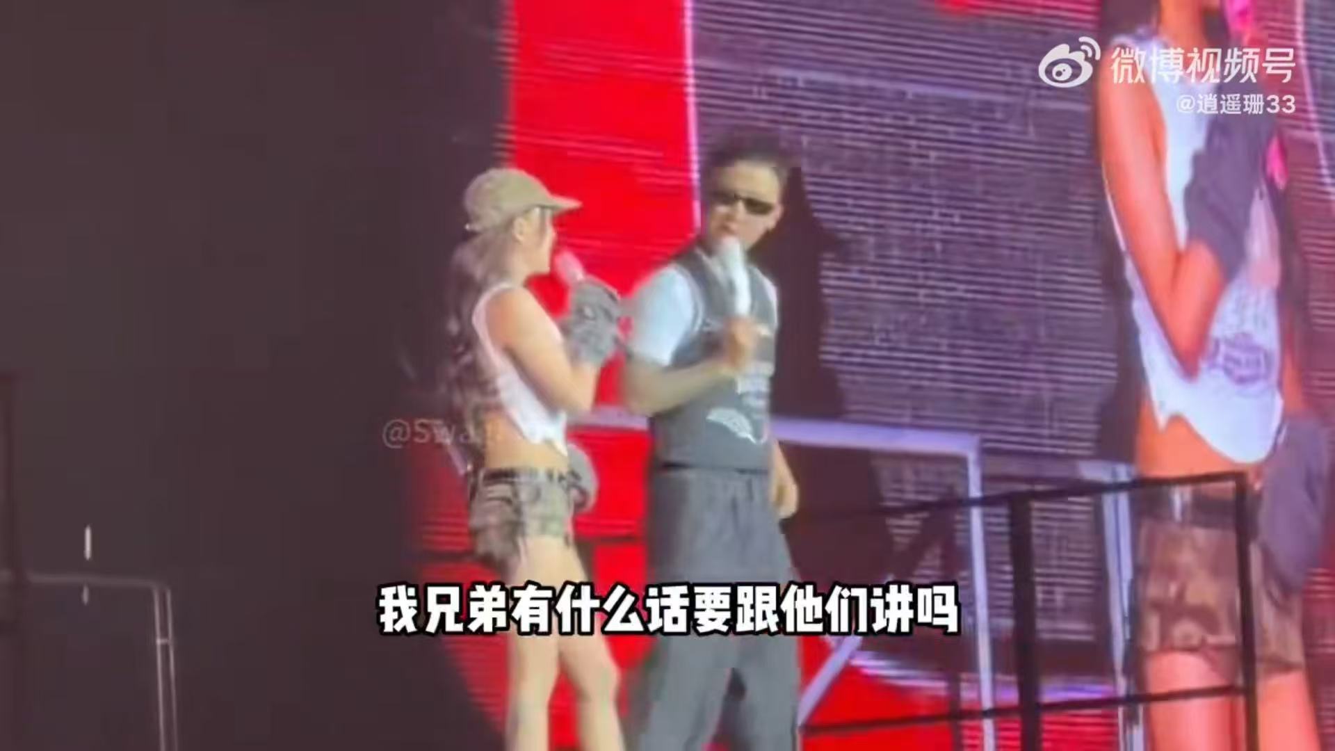 说唱巅峰没开始VaVa就battle上了真的很喜欢VaVa这种爽快性格，不搞铺垫