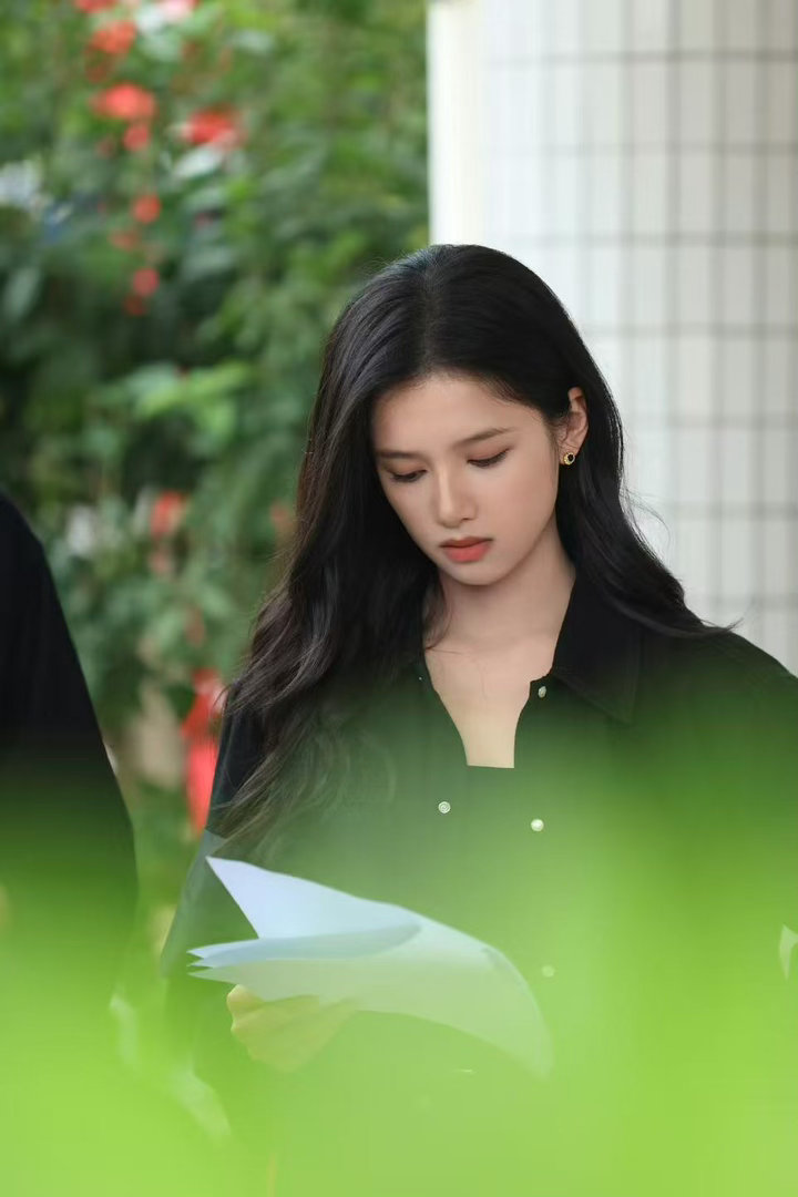 张婧仪谢谢大家陪伴苗靖张婧仪解读苗靖六年的变化长语音娓娓道来苗靖六年的心路蜕变，