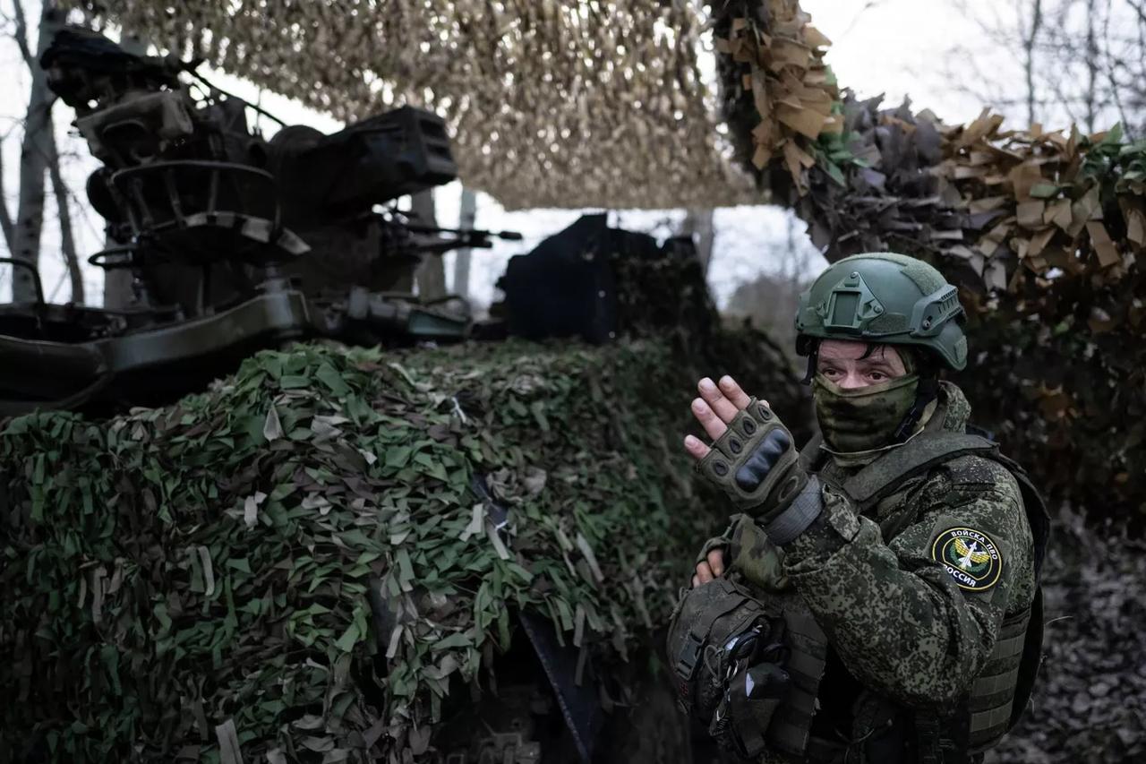 俄罗斯官方出来辟谣了，目前库皮扬斯克所有的区，都在俄军的有效控制之下。
12月1