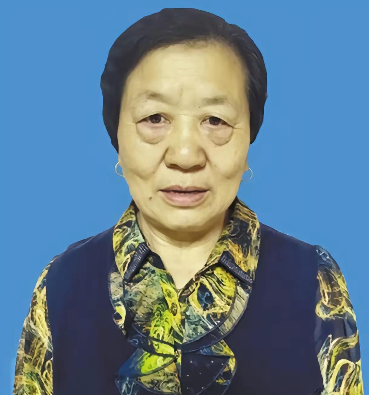 张丽霞，女，汉族，1952年3月生，黑龙江省大庆市肇州县印刷厂退休工人。

19