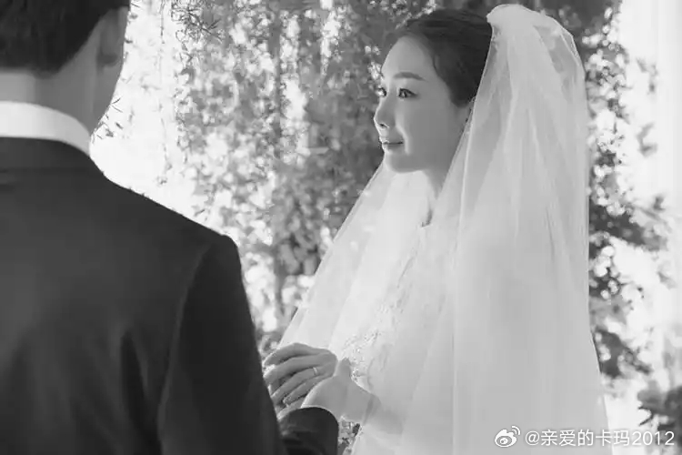 我喜欢的韩剧，《冬季恋歌》是其中之一。崔智友和裴勇俊主演的。崔智友是韩国第一代“
