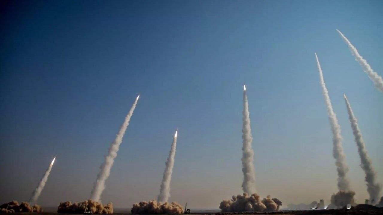 🚨🇮🇷🇮🇱伊朗第五波弹道导弹正飞向以色列。

针对以色列的导弹发射仍在