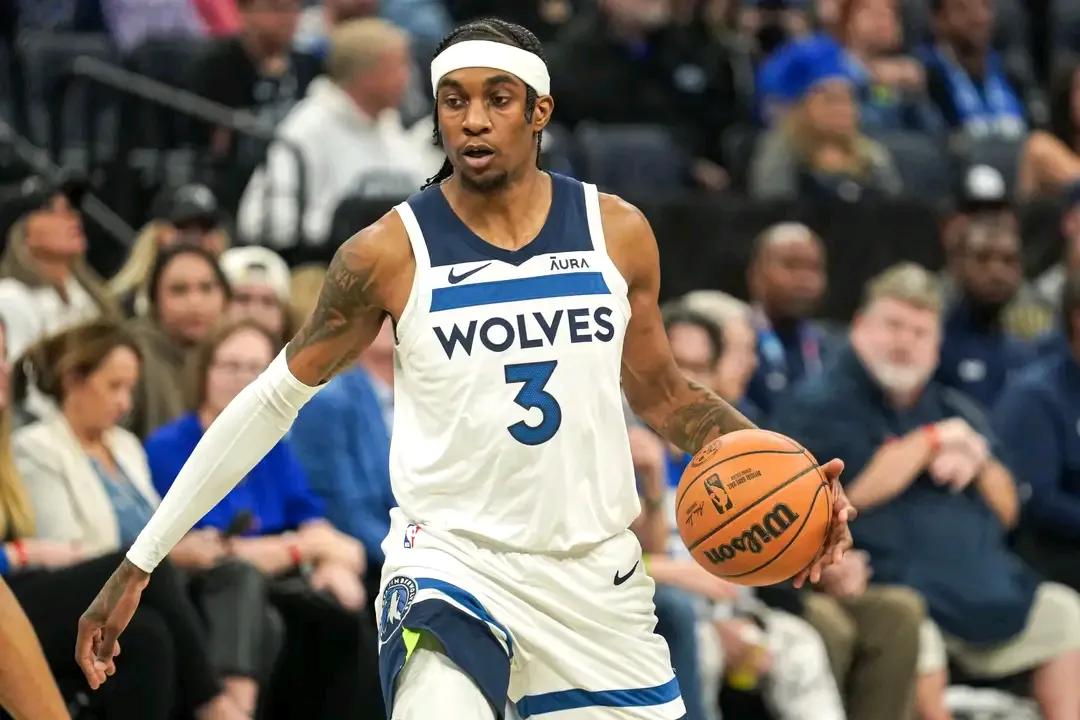 锁住穆雷和小波特，麦克丹尼尔斯成为森林狼赢球功臣，优质3d了。
第一，麦克丹尼尔