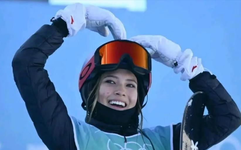 2026年的米兰冬奥会，谷爱凌和刘美贤两位华人选手大出风头。
     谷爱凌在