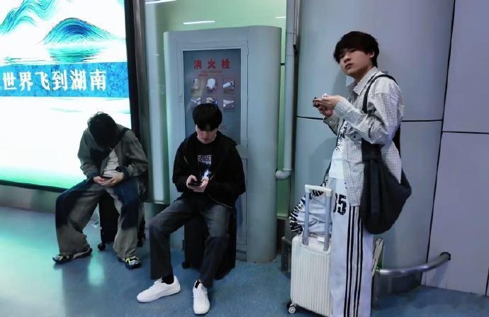 PEL春决特派员看到这一次的赛前准备也是觉得非常的棒，而且大家也是争夺最后的冠军