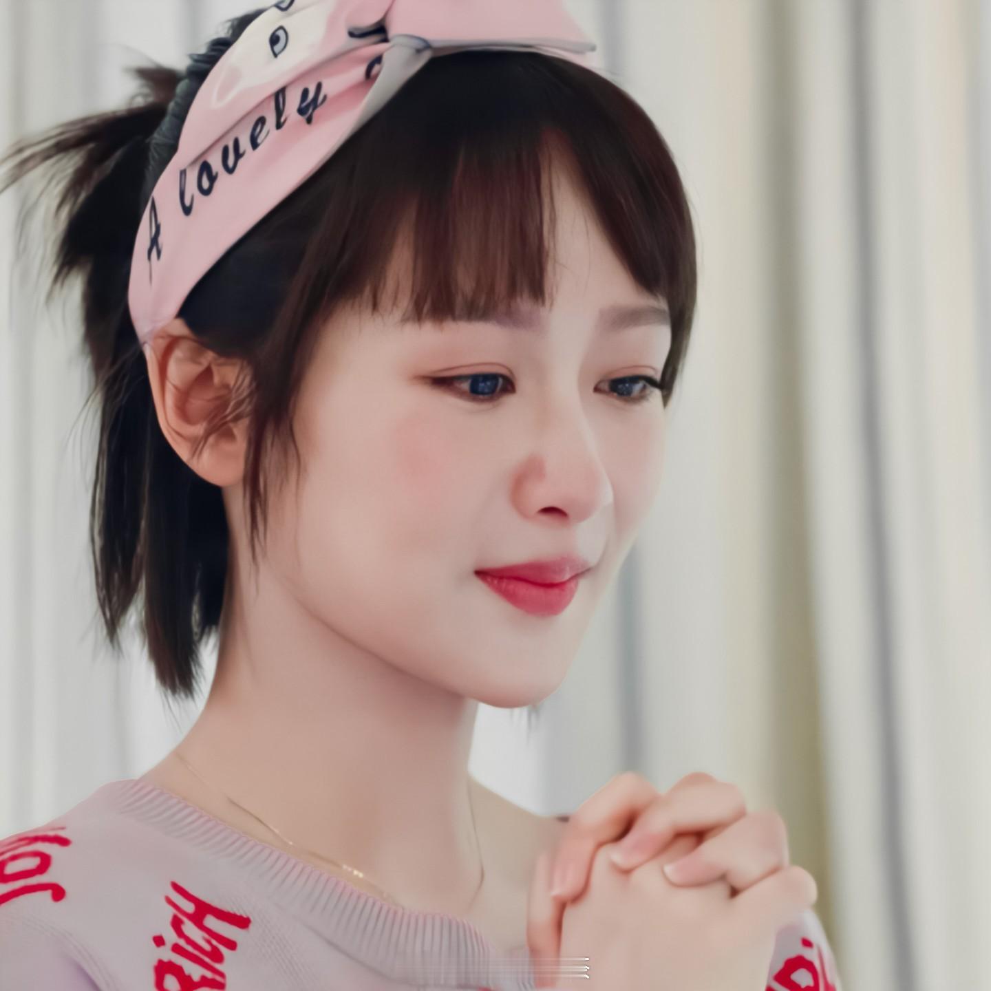 杨紫[超话]杨紫玉兰花开君再来 yz杨紫董竹君 也许世界上也有无数朵和你一模一样