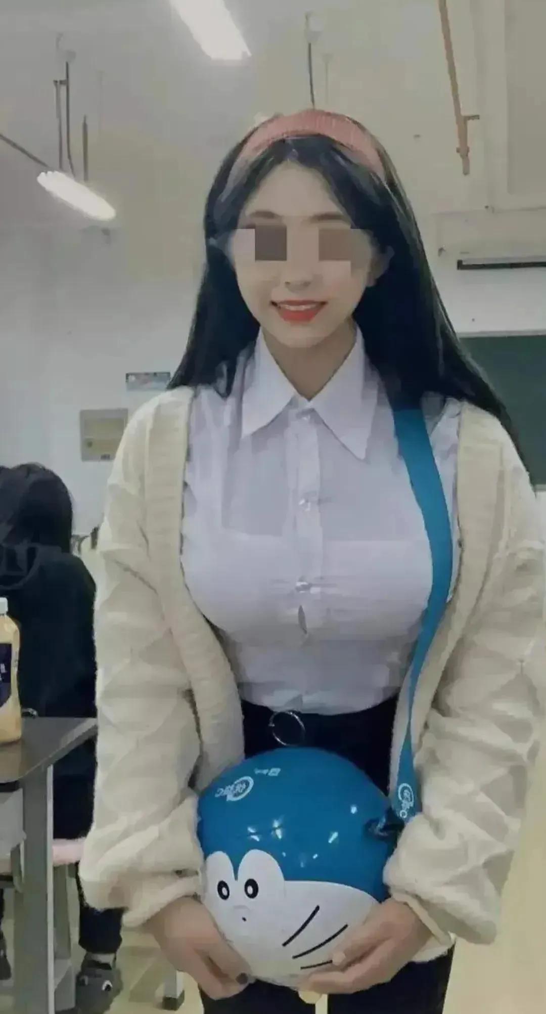 2022年9月16日，西南大学一名女博士举报导师赵某，称被其“潜规则”，并透露自