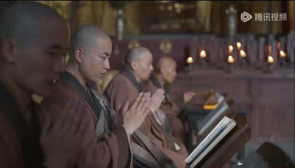 兰香如故穿帮修复了 回头二刷剧集，之前全网玩梗的和尚经书下的手机，后期已经修掉了