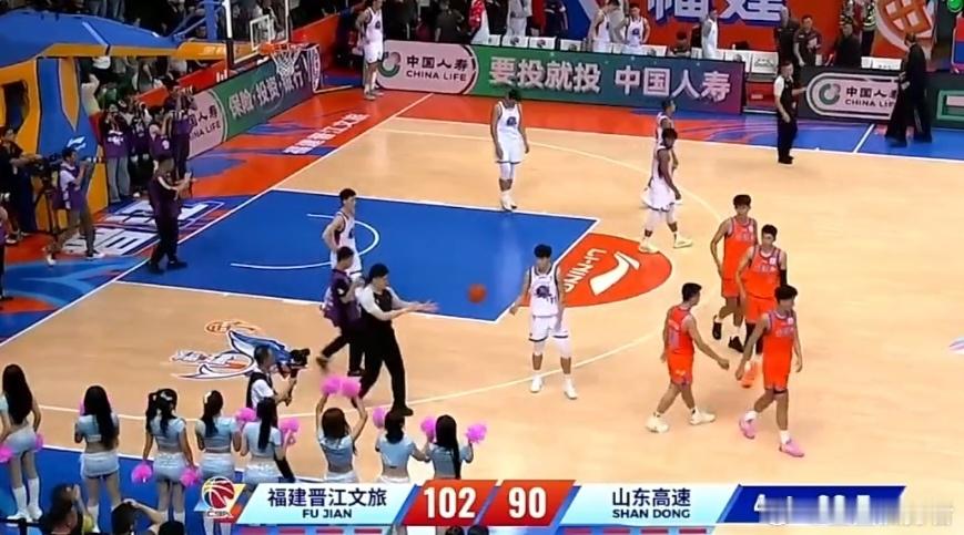 山东客场不敌福建！邱彪手握好牌难统筹，高诗岩才是球队关键CBA常规赛，山东高速客