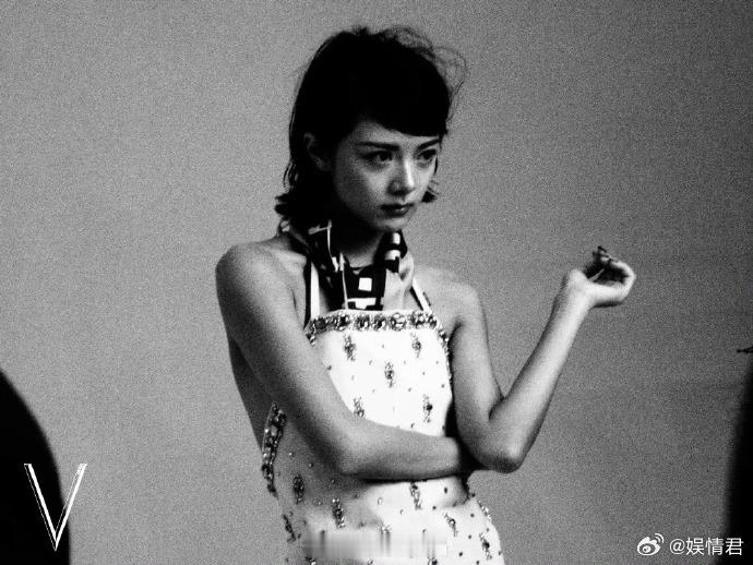 看到了赵今麦不一样的一面 这次真的看到赵今麦不一样的一面，沉稳大气，魅力十足。 