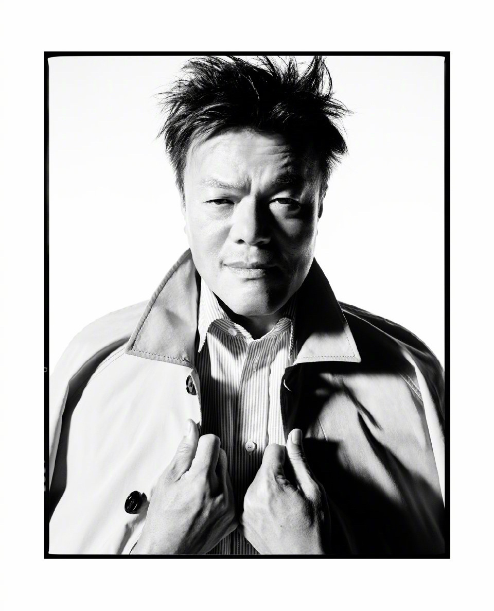 朋友们！真的是JYP！！！朴振英 x Burberry 170th Annive