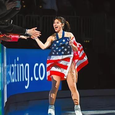 冬奥冠军刘美贤的出生证明上，母亲那一栏是空的。
她父亲刘俊国的名字，填满了五张这