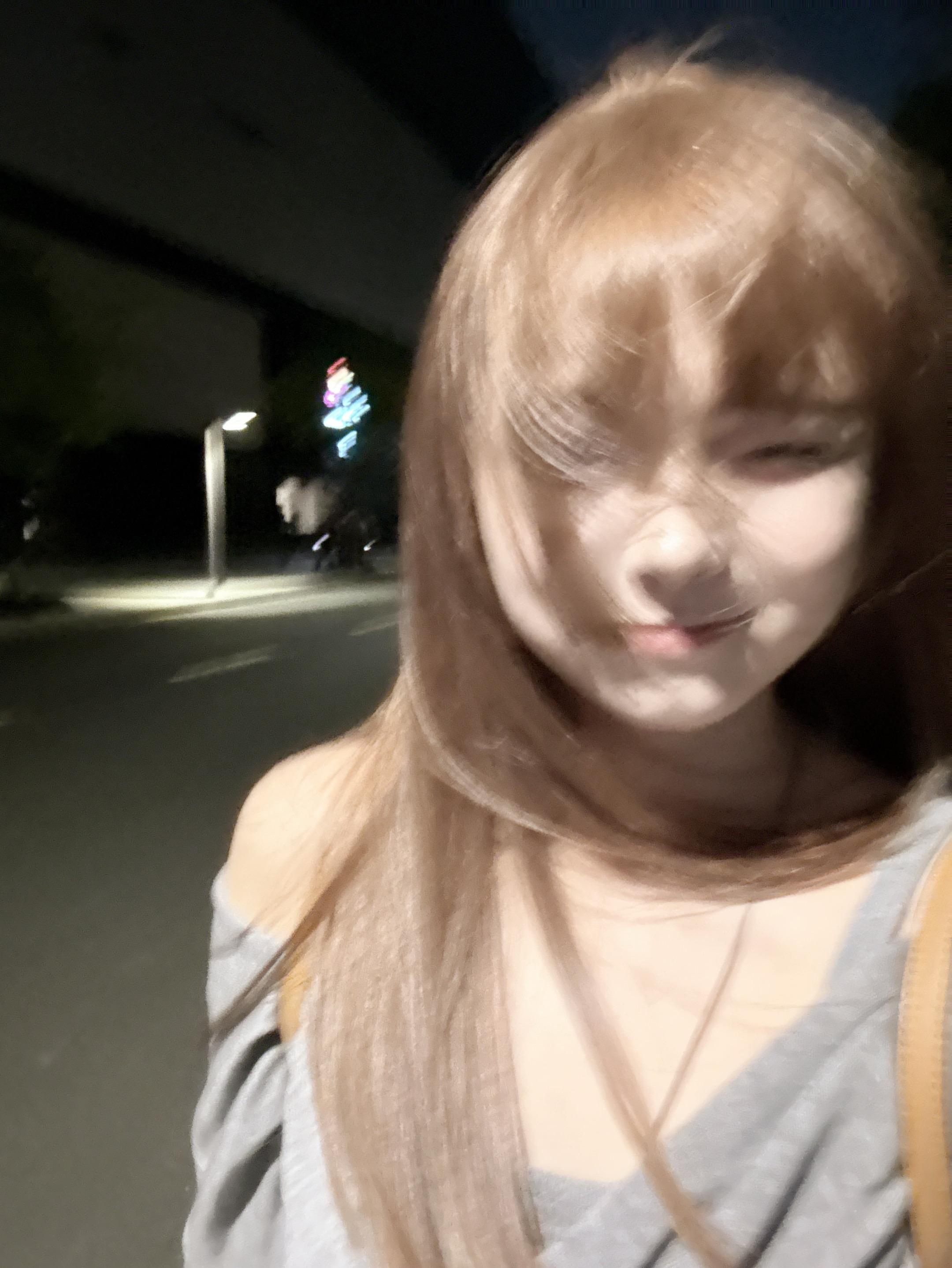 我当然知道我很糟糕 但是我对你的好别人没有