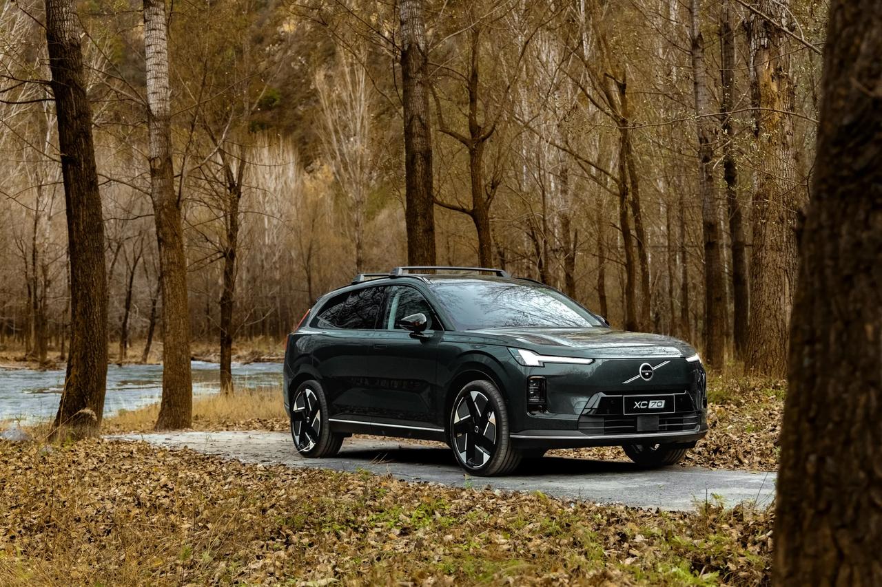 沃尔沃全新XC70有点实力啊，仅仅70天的时间就达到了10000辆的里程碑。
