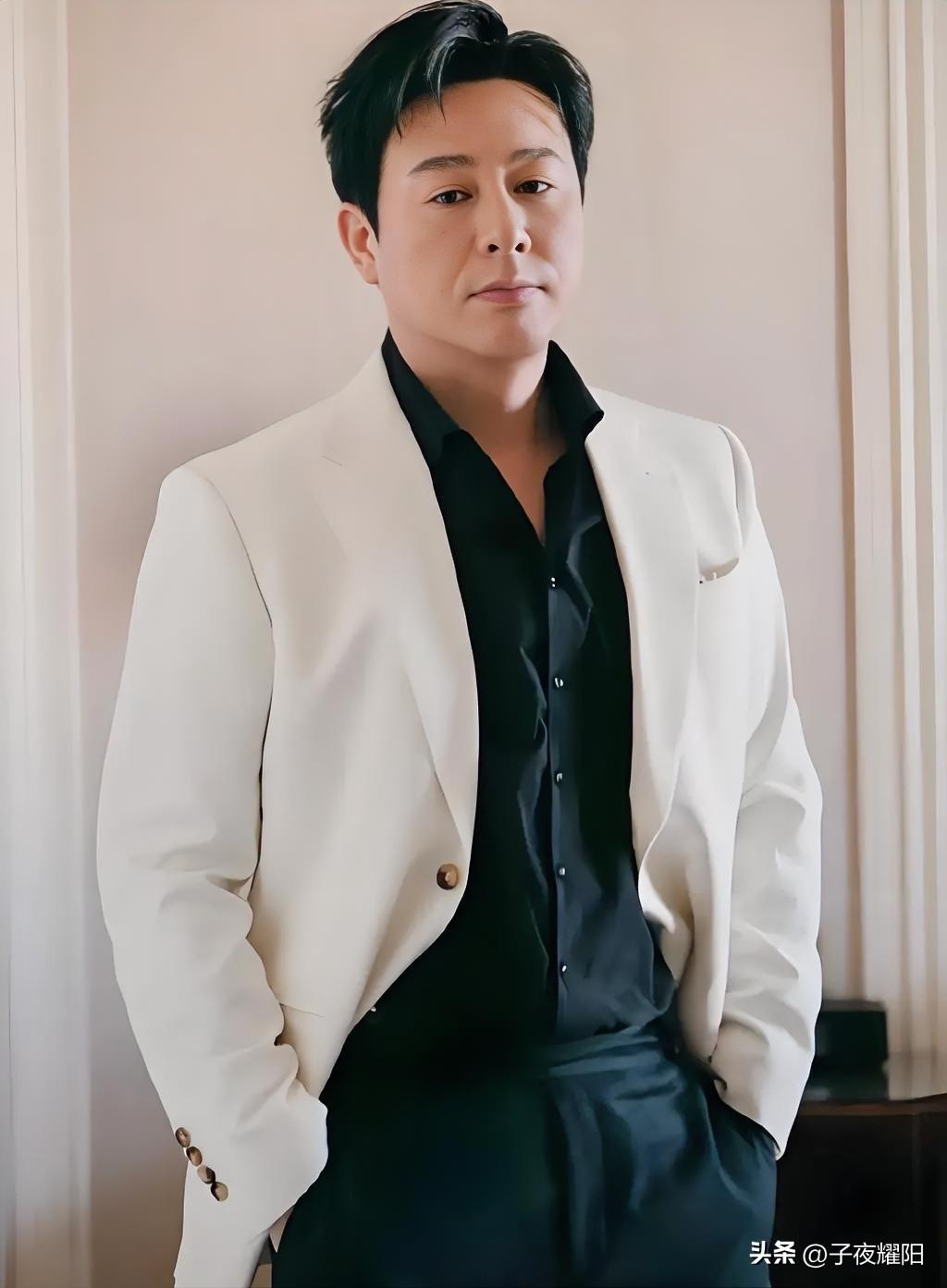 鼓掌，张颂文好样的[赞]
这份表彰是他该得的
他的暖心举动，体现了他的人格魅力与