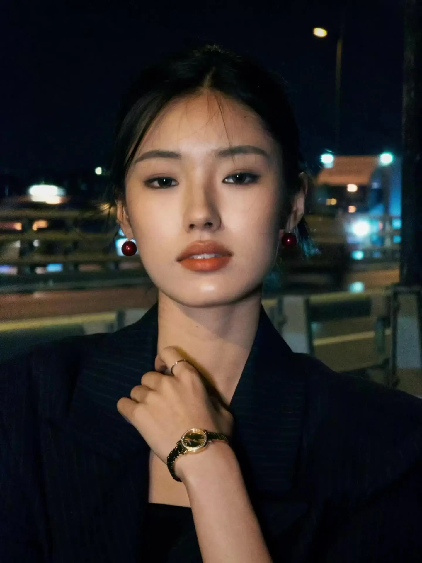 你到底在为谁等待