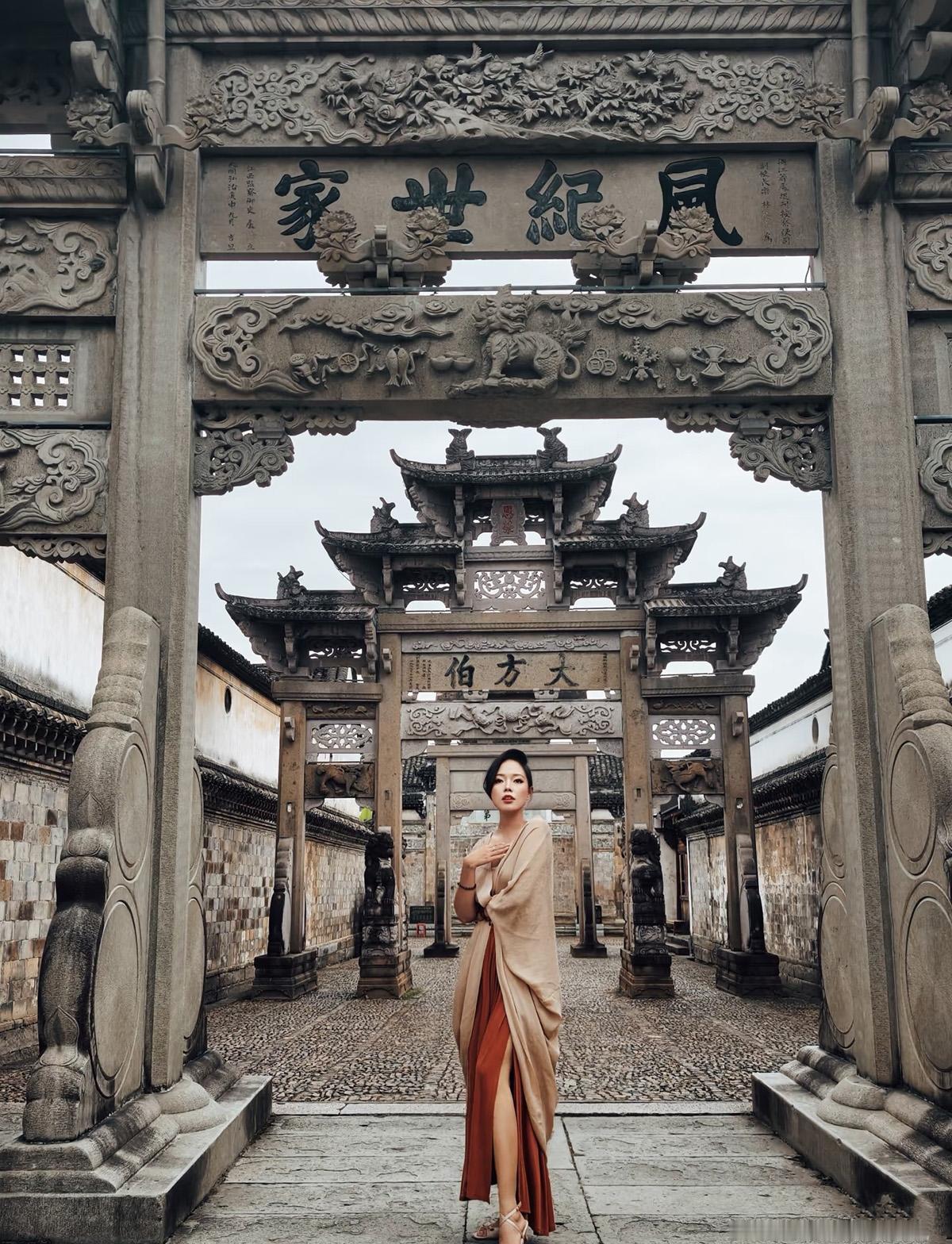 中国有个村庄被誉为“民间故宫”，知道是哪里吗？
浙江省金华市东阳市吴宁街道卢宅村