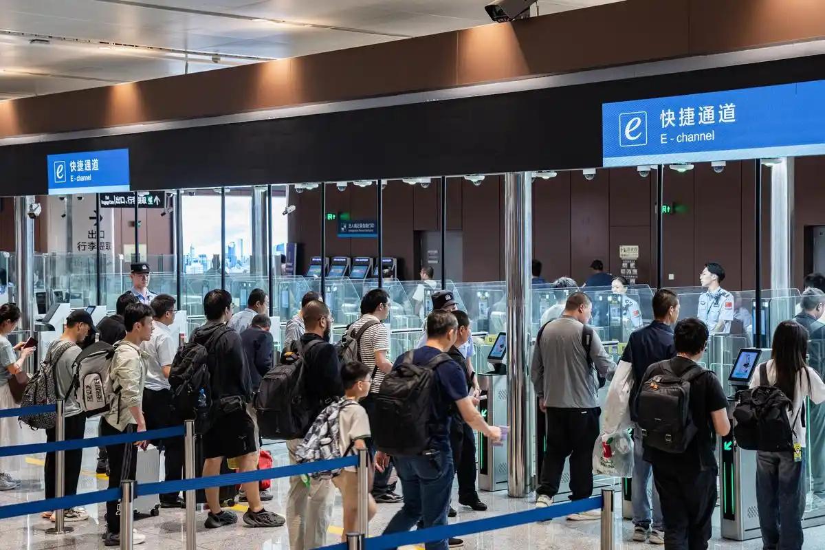 国务院第841号令《国务院关于出境入境管理的规定》将于2026年9月15日起施行