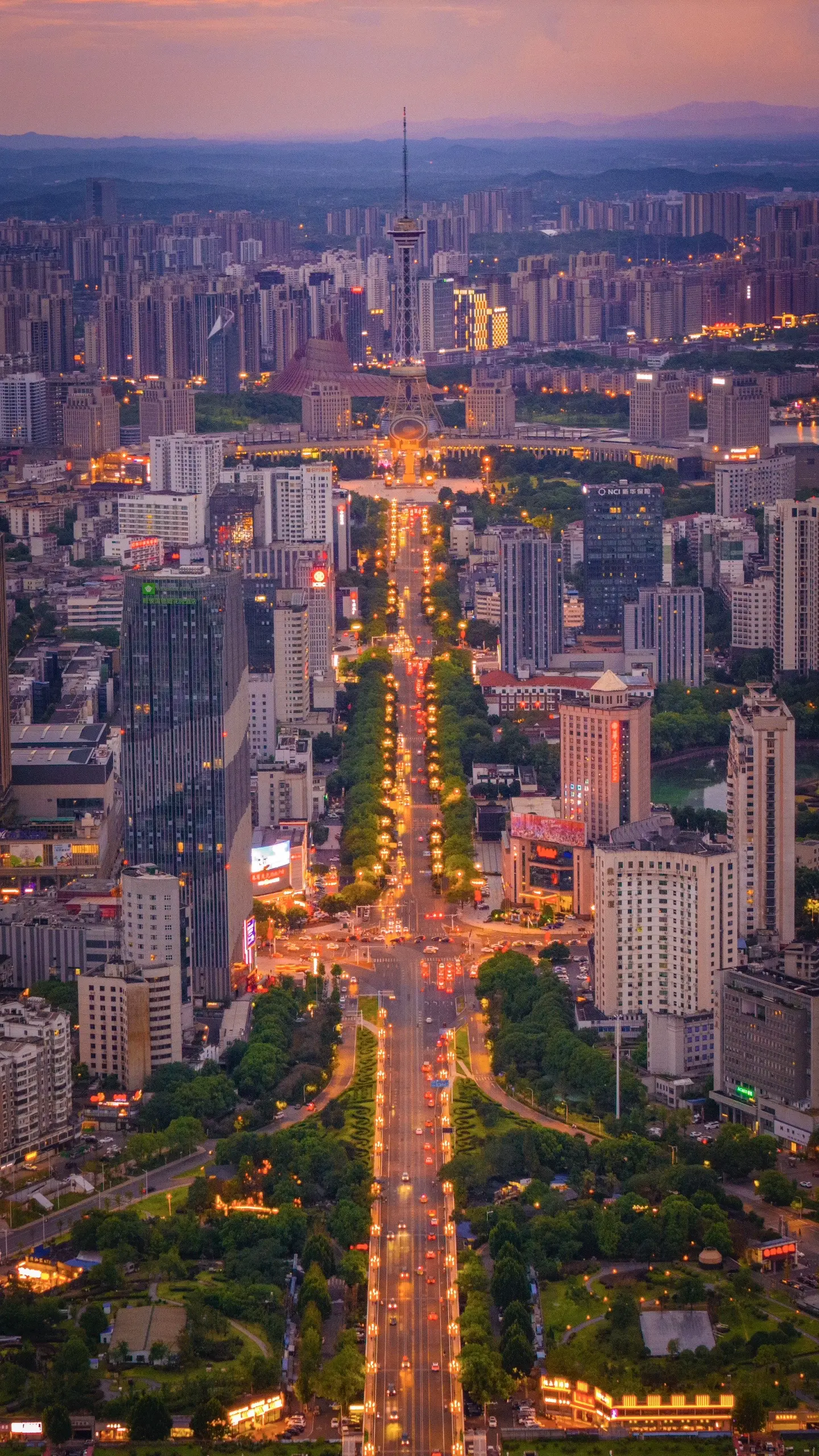 株洲中轴线，一条通往巴黎铁塔的路。