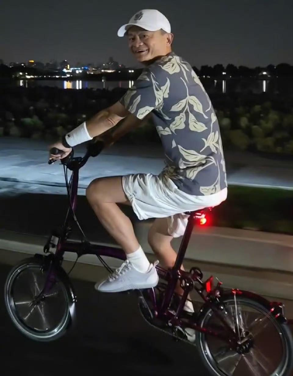 你能在杭州偶遇马云 
但你绝对不可能在深圳偶遇马化腾
谁懂这句话的黑色幽默，哈哈