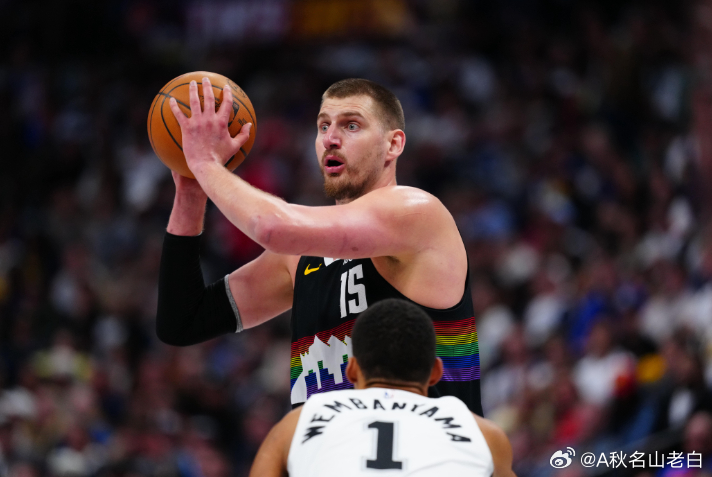 今日勇士球星追梦在自己的播客节目《The Draymond Green Show