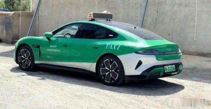 小米SU7出租车司机被同行举报大v聊车新能源汽车小米汽车[超话] 这也太奇葩了，