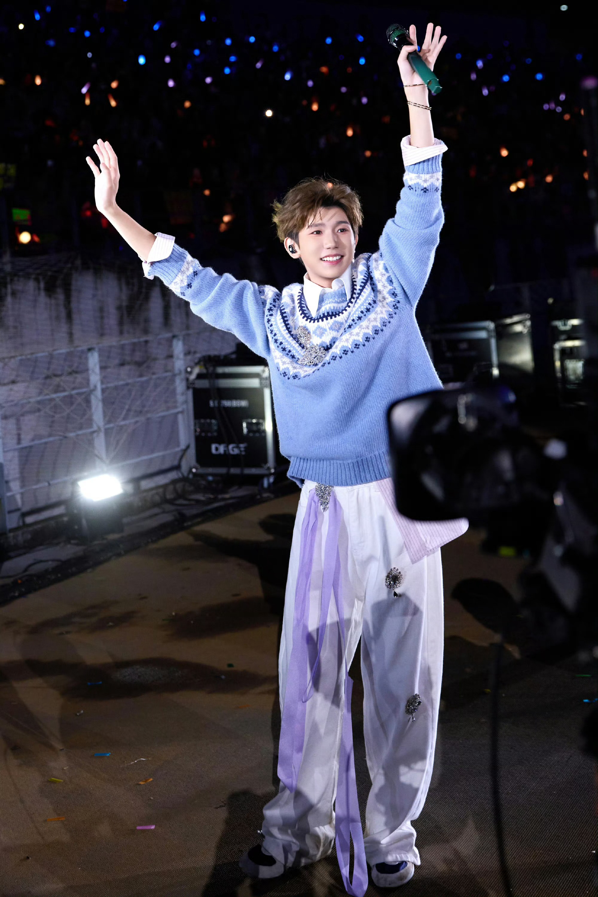 王源郑州跨年演唱会过审，啊啊啊离我最近的一次！是跨年！还是郑州终于要见面了