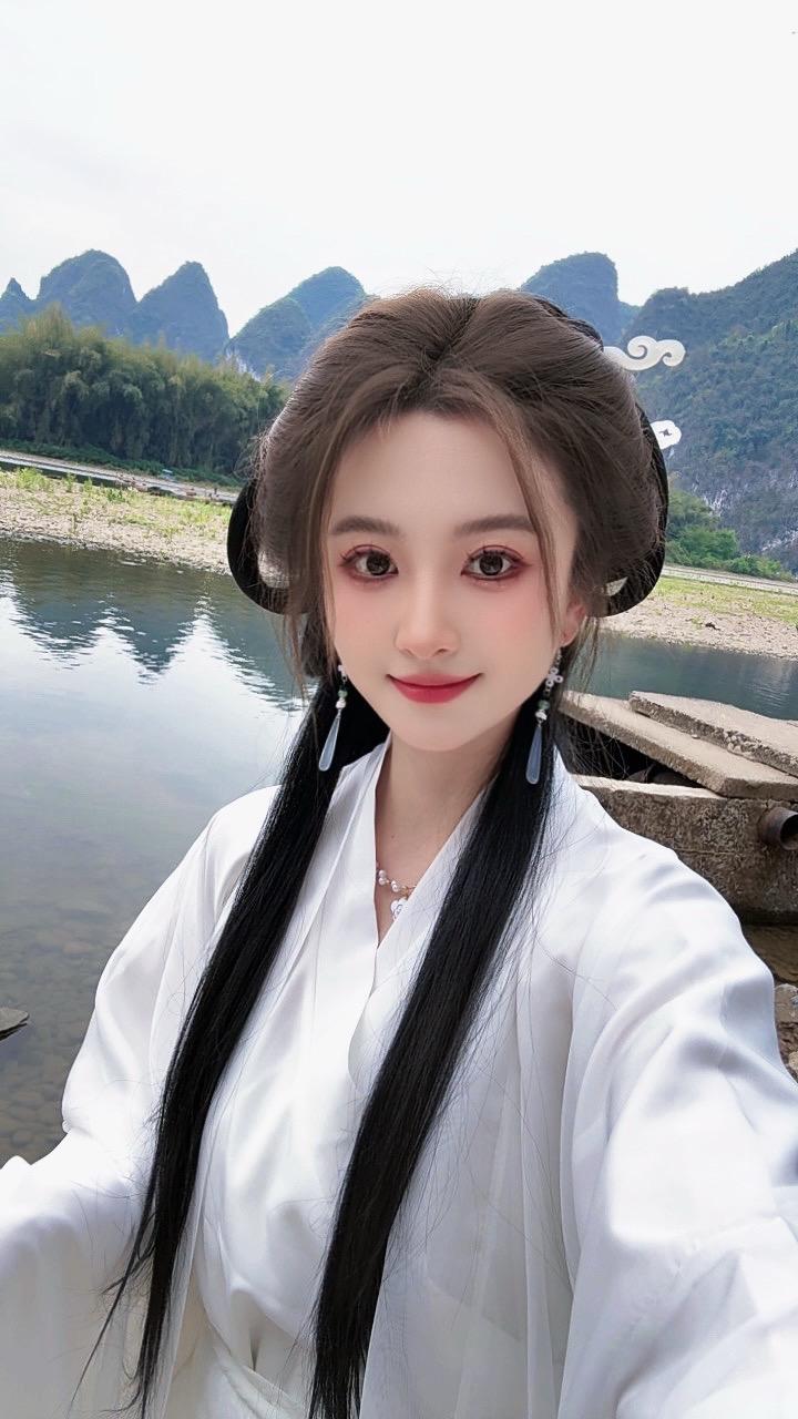 今天的山水不在画里，在我眼里。