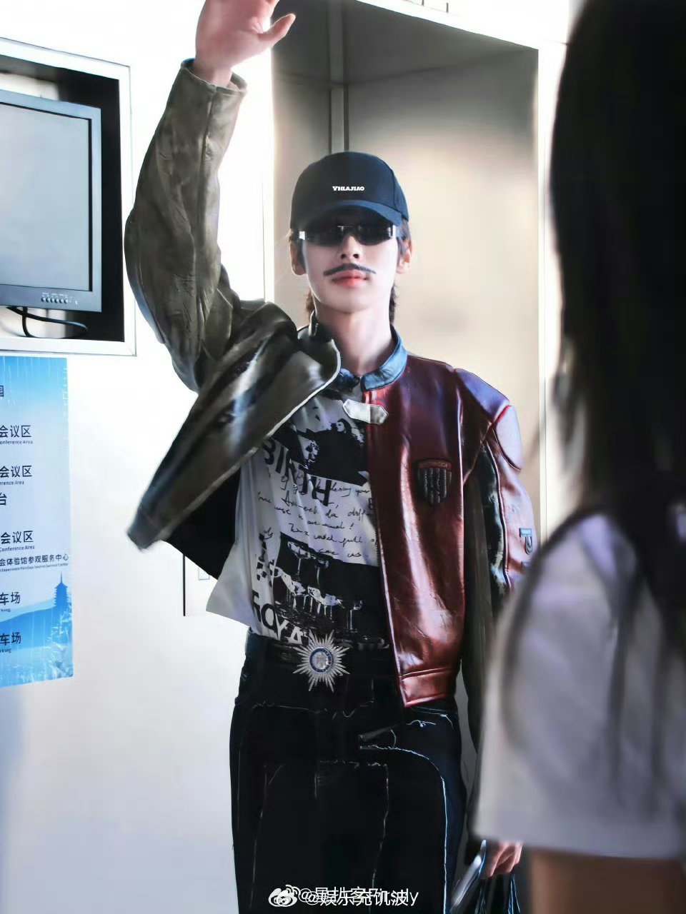 张予曦颜安只骗过了自己合伙人 张予曦写字、颜安扮相，这波迷惑操作真的绝了！任务成