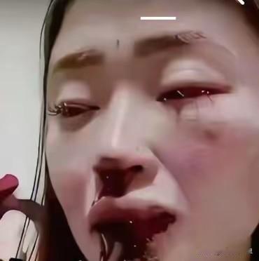 深圳姑娘柳薇，英国留学时跟印度男友汗卡迪谈恋爱，不顾父母以死相逼的阻拦，揣着17
