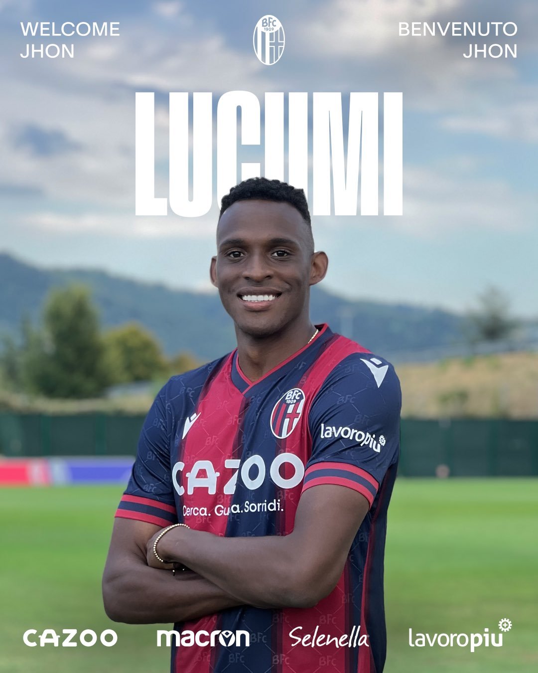 跟奥斯梅恩比赛，不是中卫受伤就是他自己伤，今天是表现最好的卢库米伤了。 ​​​