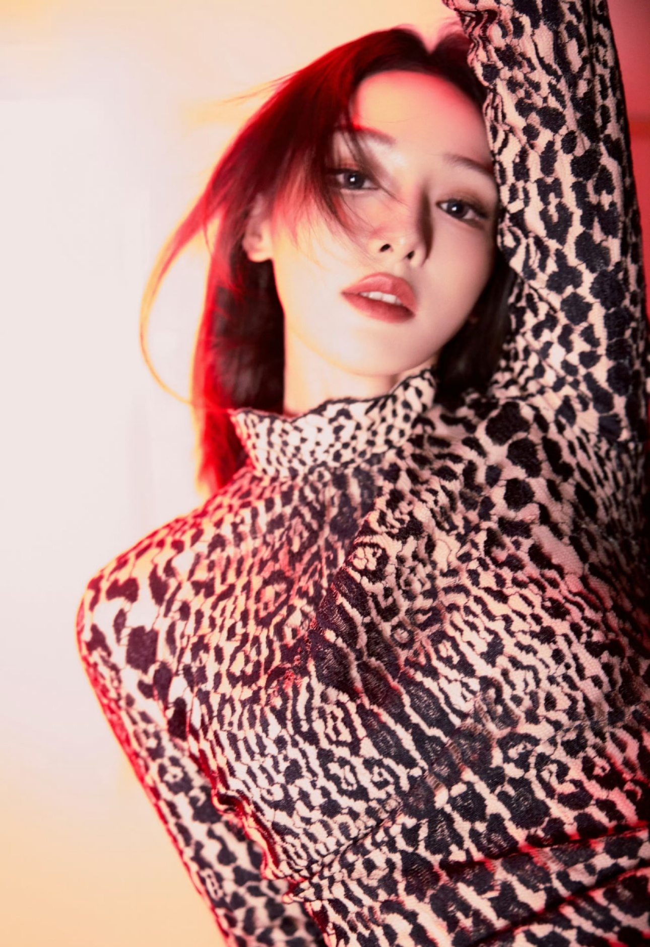 怎样都很美的彭小苒，这张脸太权威！整个世界都亮了～ 