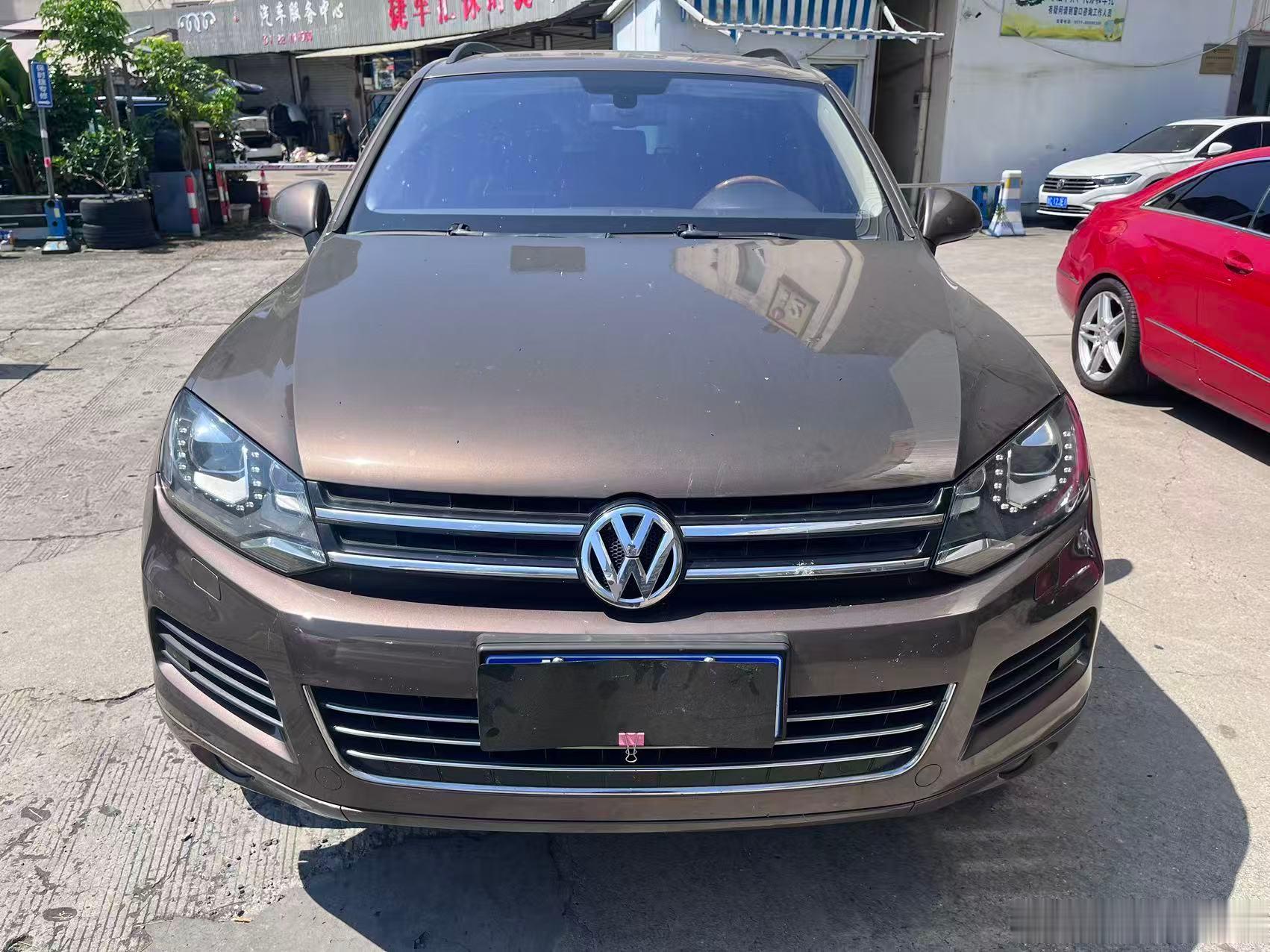 12年途锐 3.0T 车况精品 费用齐全 ​​​