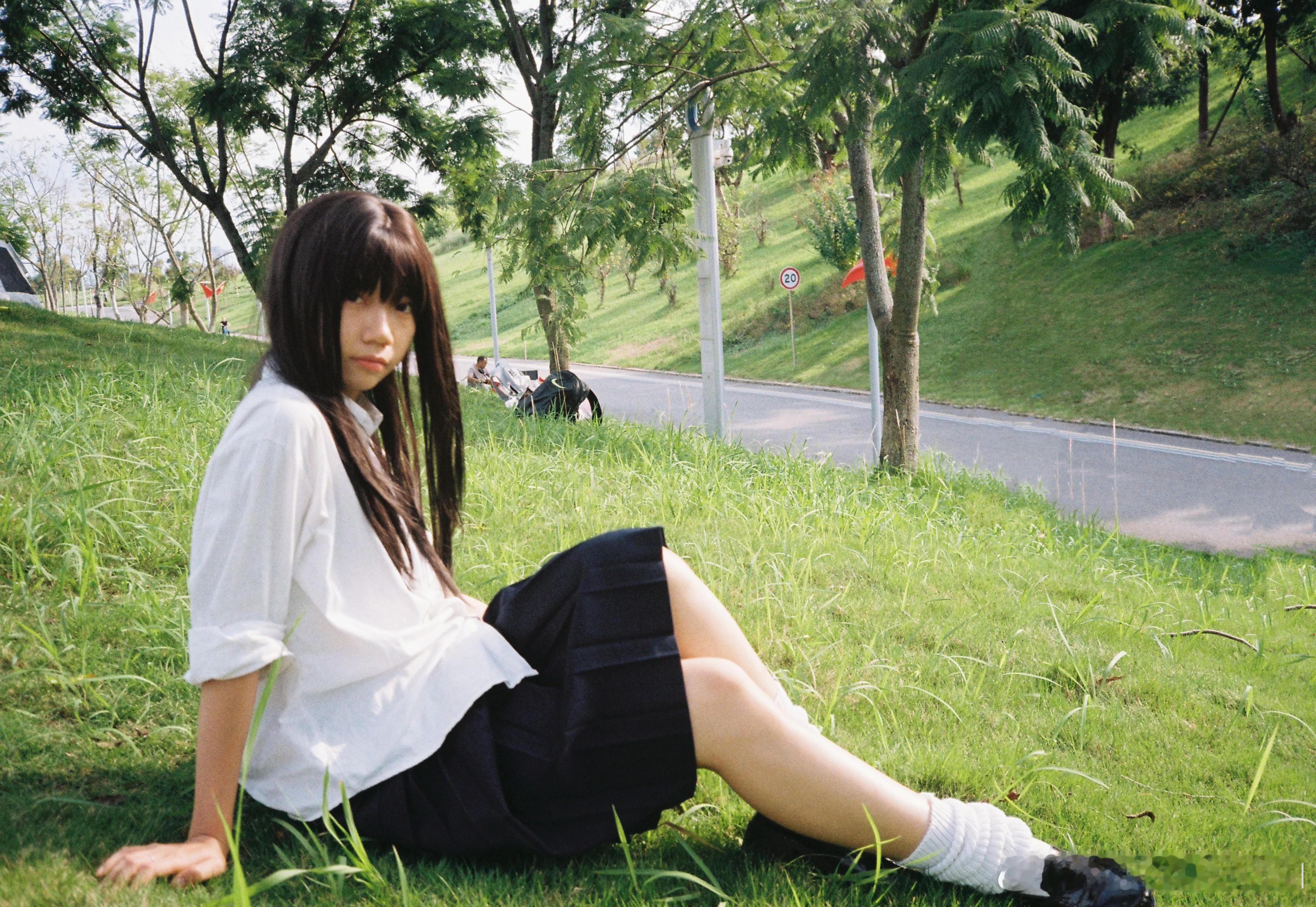 想念莉莉周的夏天。 ​​​