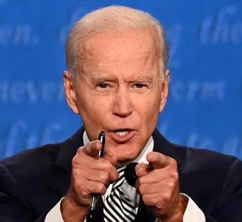 拜登虽然跟我们不对付，但是有一句话说对了！他曾说，如果美国继续让特朗普当总统，“
