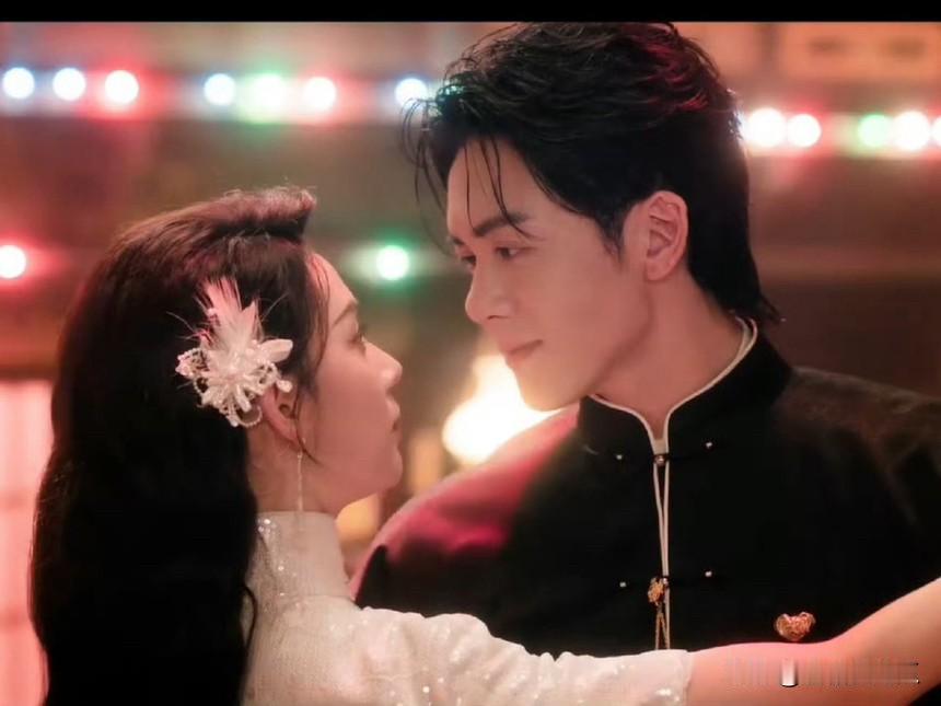 曾舜曦
大家发现了吗
他演主角一般般，演配角就很圈粉。从莲花楼到现在的九门，而主