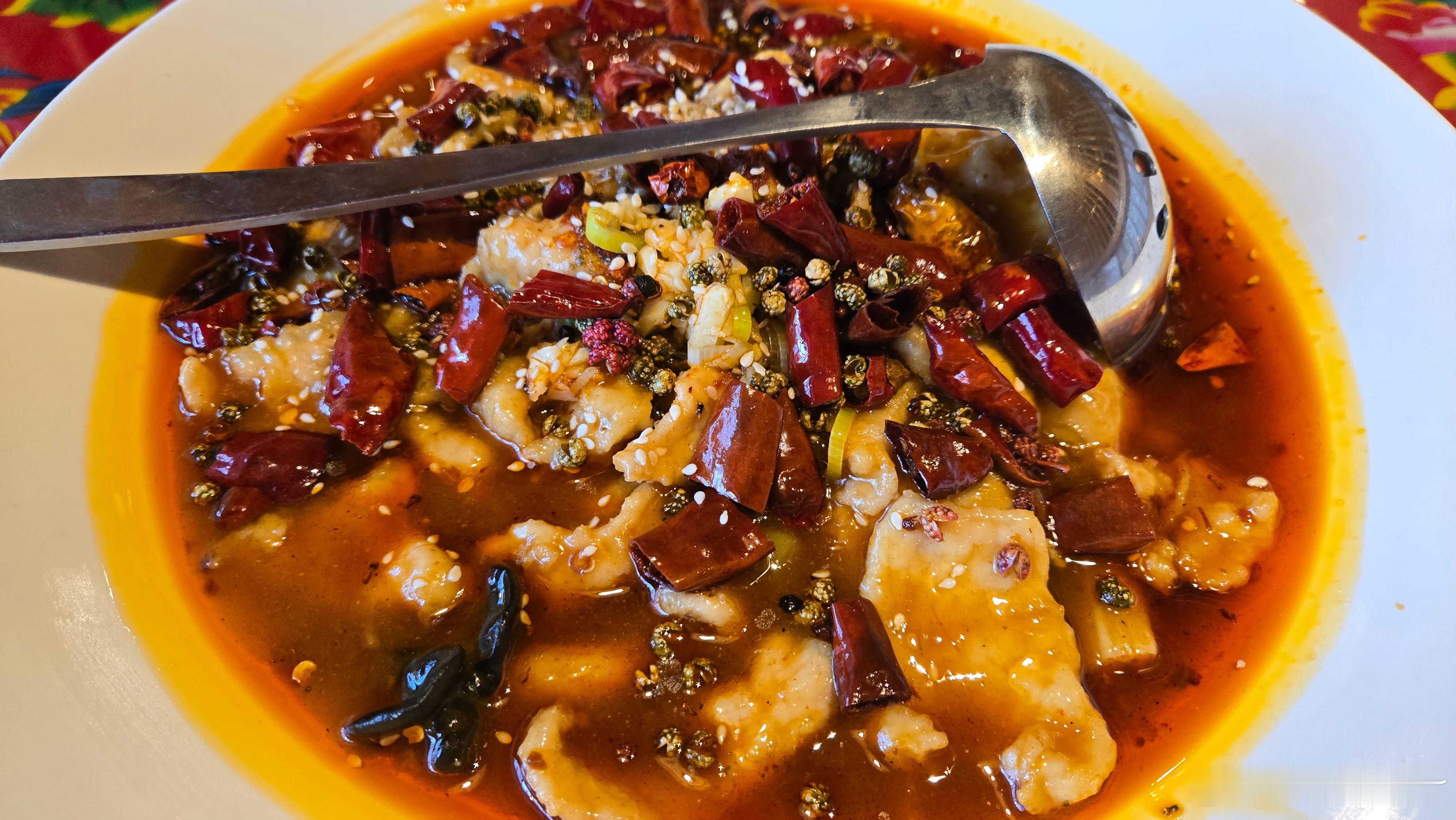 吃到了一家份大便宜好吃的东北菜，太香啦！  ​​​