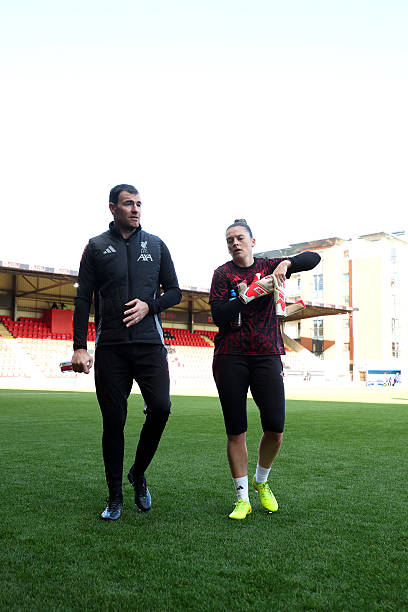 利物浦女足 去年夏天重返俱乐部时，安迪·洛纳根还得努力回忆一下路线。作为报到的第