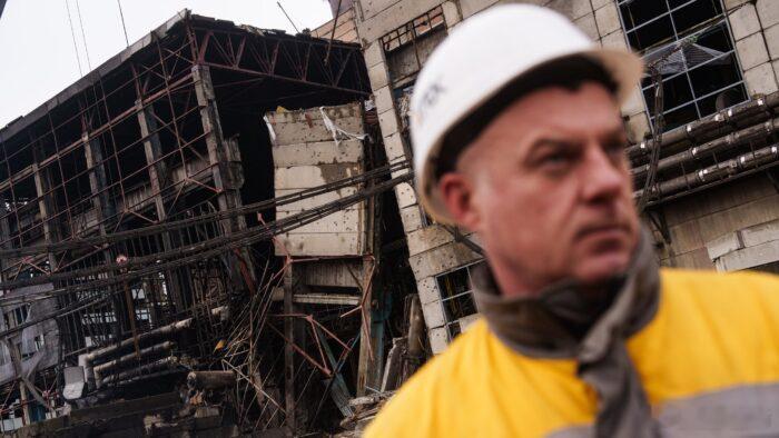 【乌克兰重建需要5880亿美元，其中906亿美元将用于能源领域】网页链接乌克兰总