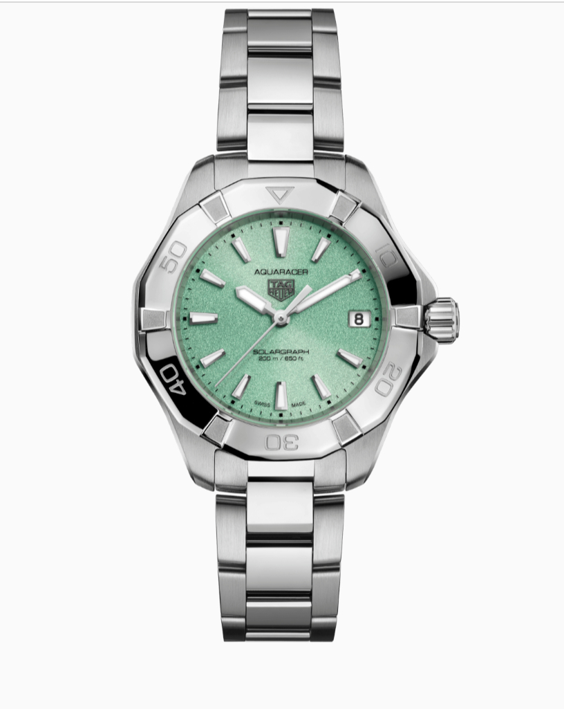 演员佩戴TAG Heuer 泰格豪雅竞潜系列  PROFESSIONAL 200